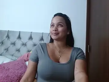 CeleneOrtiz  live sex cam