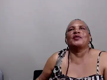 GrandBustyMelon  live sex cam