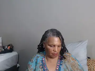 GrandBustyMelon  live sex cam