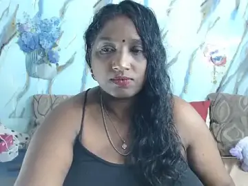 Indian_tracy  live sex cam