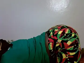Lavesh_queen  live sex cam