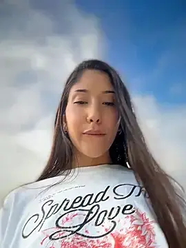 Maddy_Lara  live sex cam