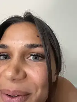 MiaMyName  live sex cam