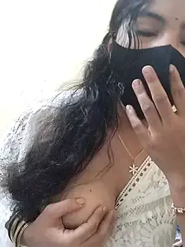 Jamiya_lovely  live sex cam