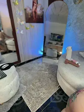 MadissonFord  live sex cam