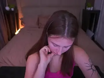 VikVikLove  live sex cam