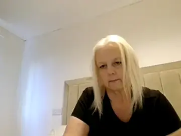 Angelic7  live sex cam