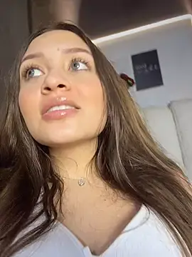 Katlyn_martins  live sex cam
