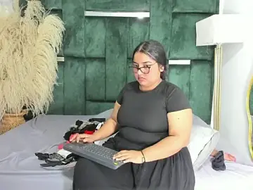 Chloe_jackson25  live sex cam
