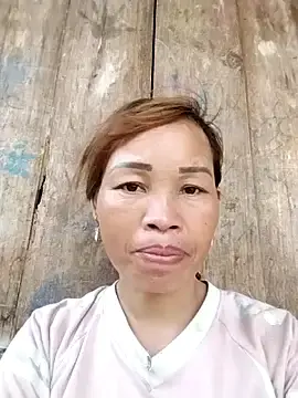 Ely-cute2k  live sex cam