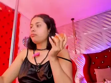 Roxanne_Han  live sex cam