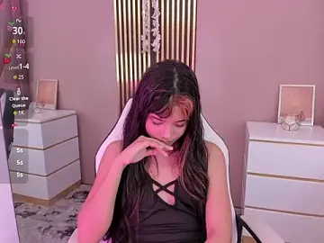 Chloe_larson  live sex cam