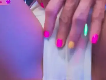 Fransheskarossi  live sex cam