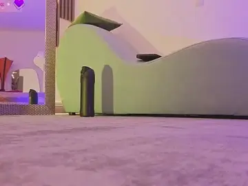 Fransheskarossi  live sex cam