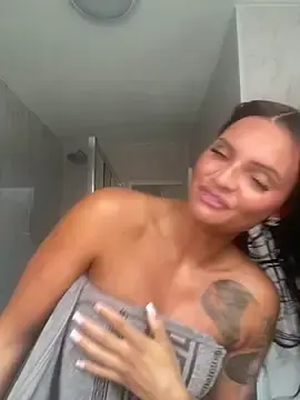 Destinylovex  live sex cam