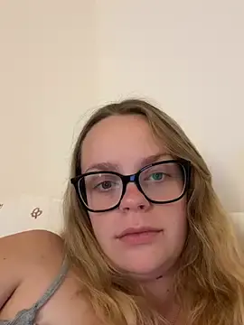 Kell1016-  live sex cam
