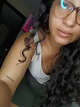 LiNiTaMaMaXiTa  live sex cam