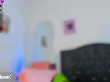 Vickyallien  live sex cam