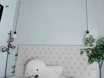 Victoria_Coleman  live sex cam