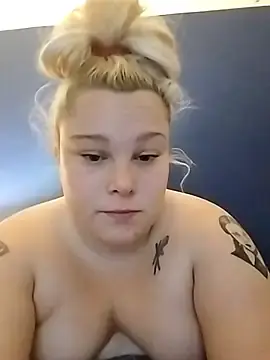 Bbygrl15xo  live sex cam