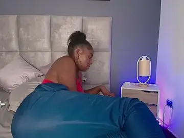 IngridCurvyX  live sex cam
