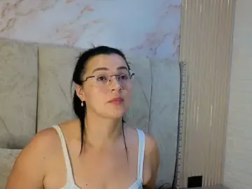 JuliaFerrer  live sex cam