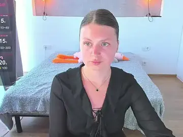 Kitkatvel  live sex cam