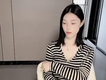 Yuyu-33  live sex cam