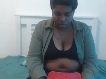 BadassQueenx2  live sex cam