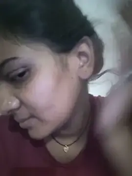 Hasinaji  live sex cam