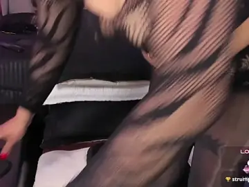Inndrahot  live sex cam