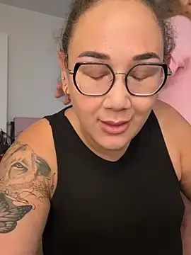 IslandGalx  live sex cam