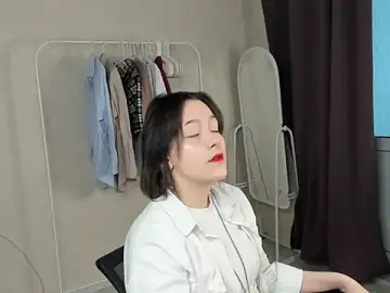 JulianeBornmann  live sex cam