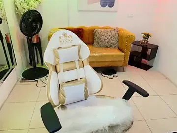 Kitty__meow  live sex cam