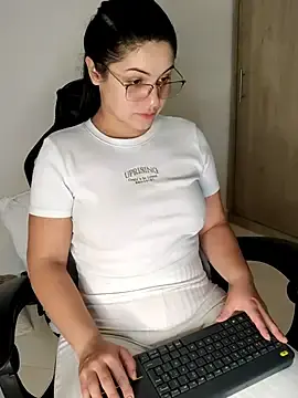 Lia_Hurley  live sex cam