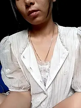 Mirra-aa  live sex cam