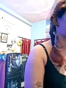 Poisonou5  live sex cam