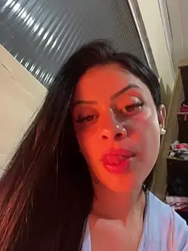 Belababyy  live sex cam