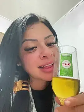 Belababyy  live sex cam