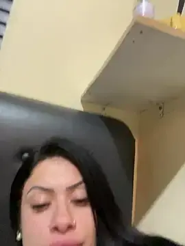 Belababyy  live sex cam