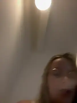 Emioff  live sex cam