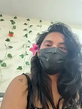 Honey___069  live sex cam