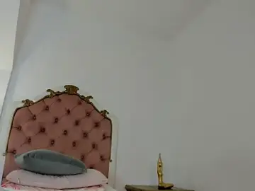 Lilacoral7  live sex cam