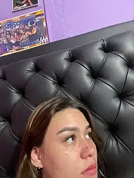 Cute-rouss  live sex cam