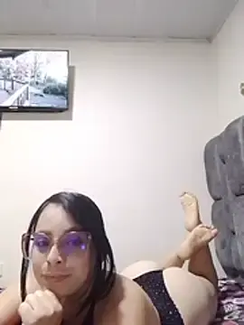 Martinarizzy  live sex cam