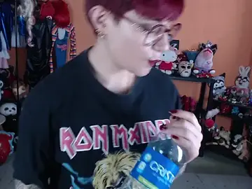 MissMiia2  live sex cam