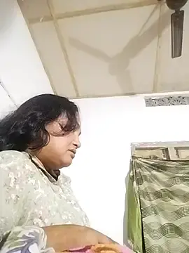 Rashi_bhabi  live sex cam