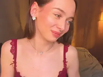 YvonneRobes  live sex cam