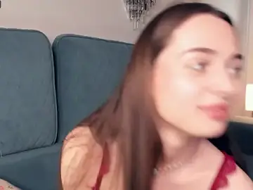 YvonneRobes  live sex cam