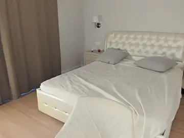 ApoloniaFoti  live sex cam